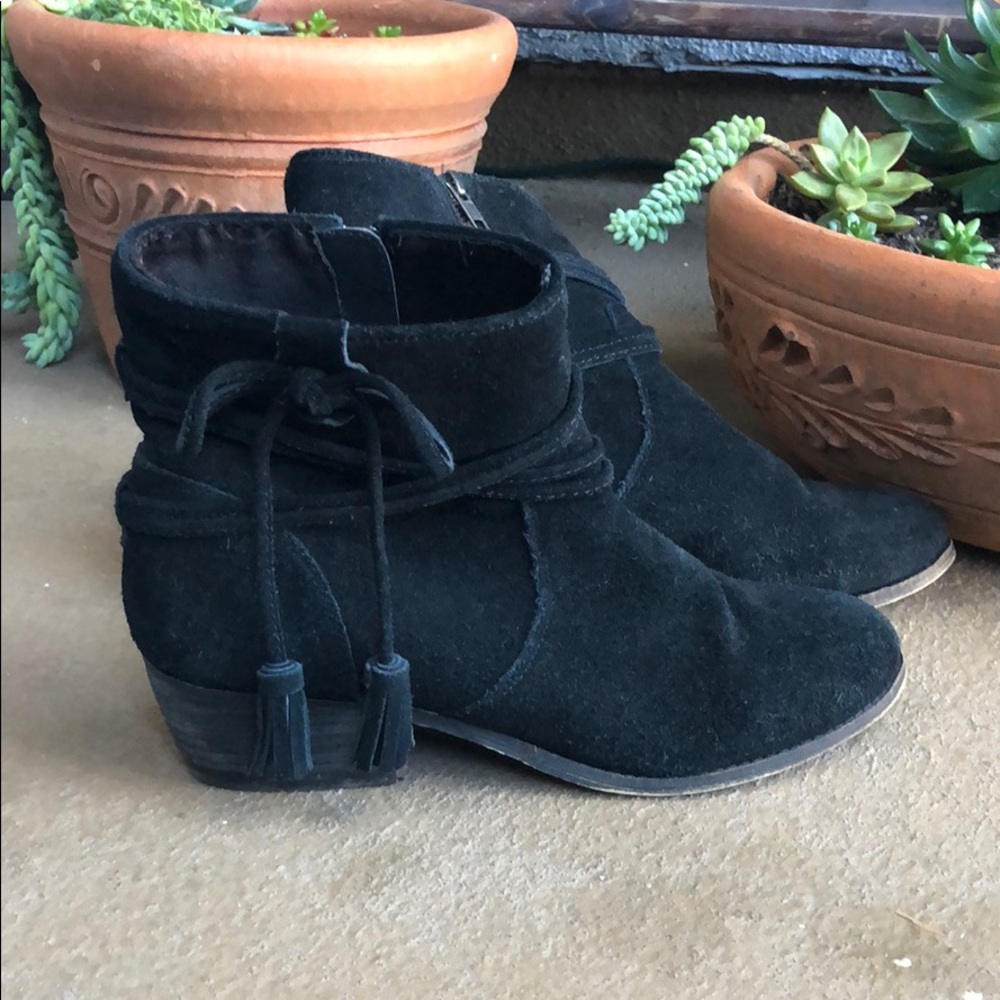 Minnetonka Booties
